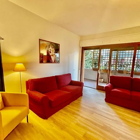 Apartamento La Casa Delle Camelie Roma Exterior foto
